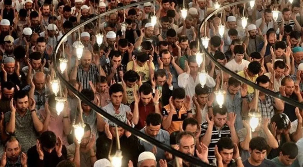 Kurban Bayramı namazı sabah saat kaçta? İşte İl il Kurban Bayramı namazı saatleri 2025! 16