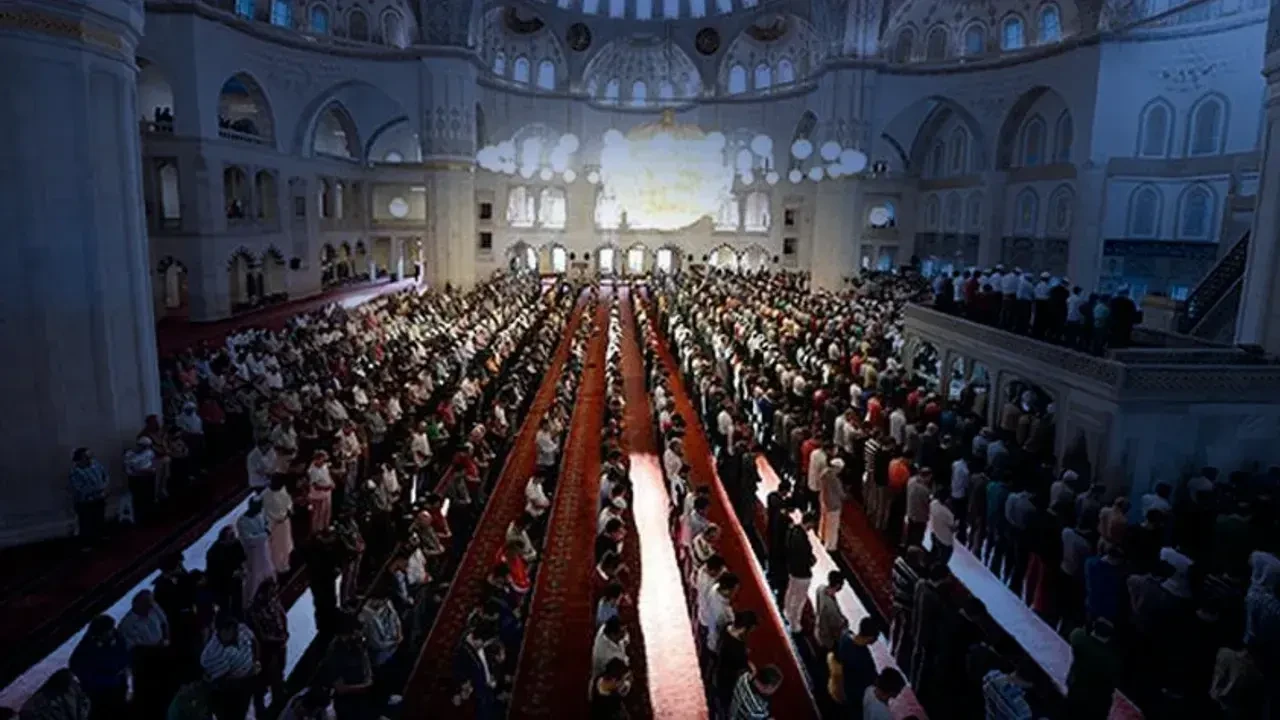 Kurban Bayramı namazı sabah saat kaçta? İşte İl il Kurban Bayramı namazı saatleri 2025! 8