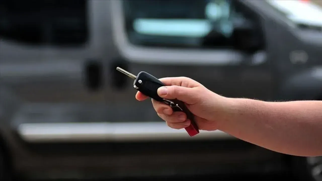 İkinci el araç satışında yetkisizlere ceza yağdı!