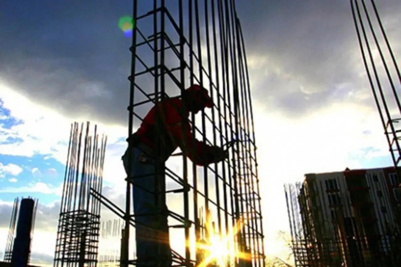 BAKAN IŞIKHAN SON NOKTAYI KOYDU! 2026 Asgari Ücret Zammı Ne Kadar Olacak? İşte Hükümetin Masadaki Planı...