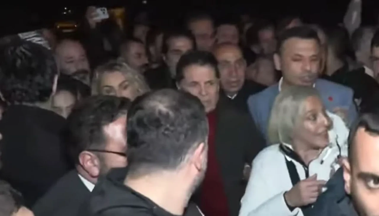 Eski Esenyurt Belediye Başkanı Ahmet Özer tahliye oldu!