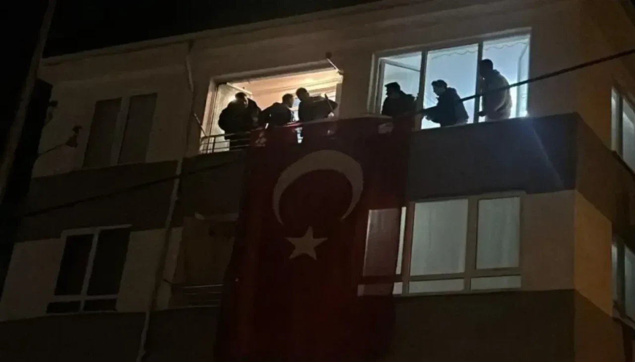 Gürcistan'daki uçak kazasından acı haberler peş peşe geldi! Şehit olan askerlerimizin acı haberi ailelerine ulaştı