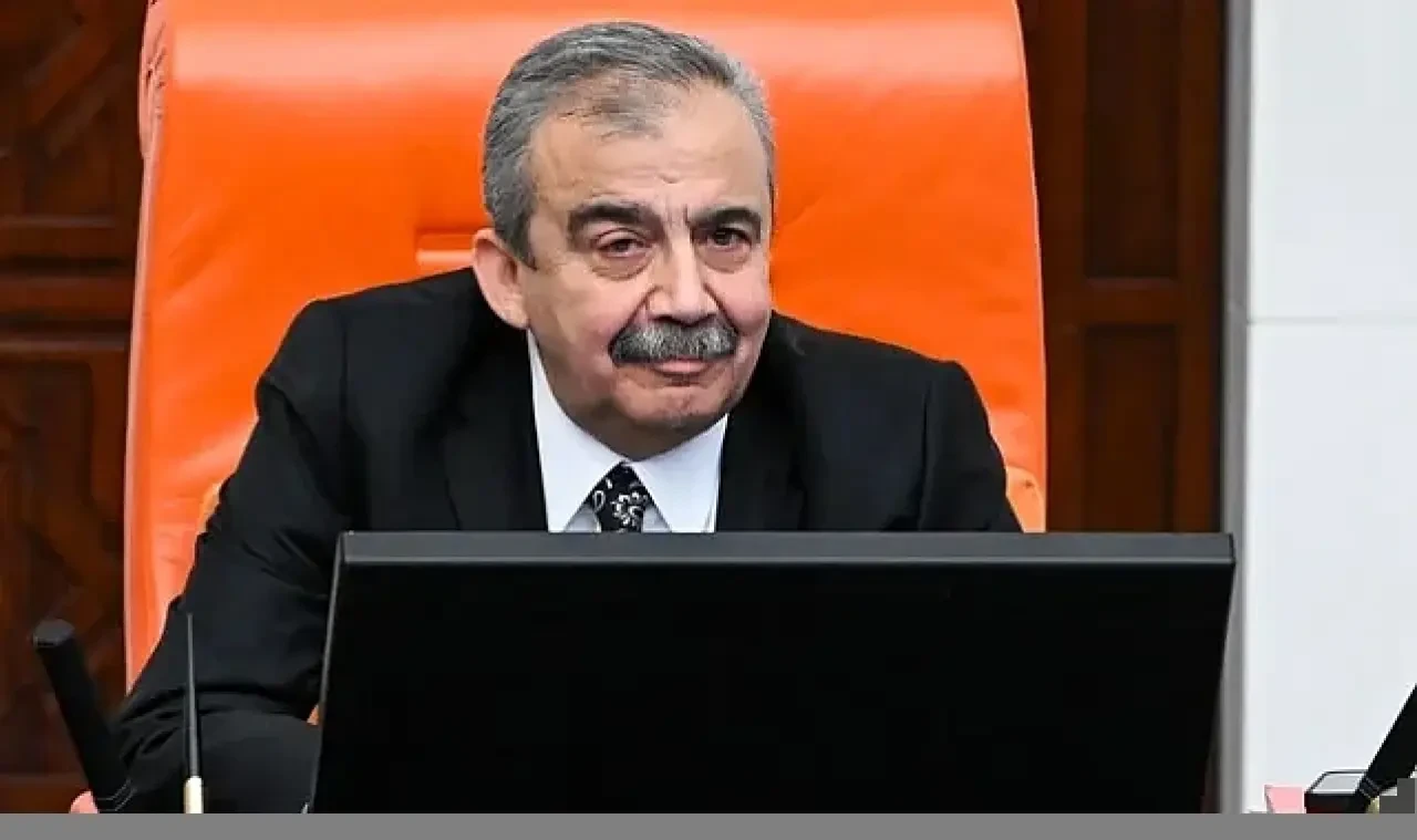 DEM Parti'den Şok Açıklama: Sırrı Süreyya Önder'e Suikast Girişimi mi? Lastikte Şüpheli Düzeneğe Rastlandı!