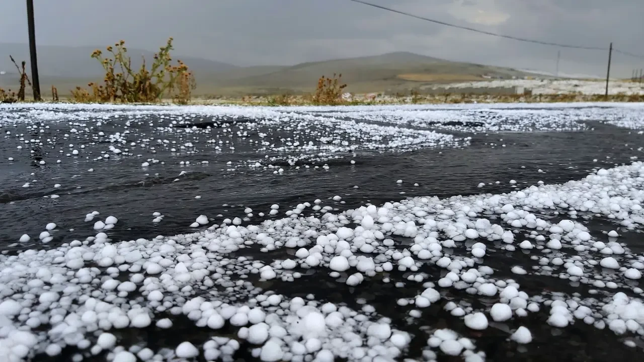 Meteoroloji'den KRİTİK 5 Günlük Rapor: Sağanak Yağışlar, Dolu Riski ve Ani Sıcaklık Değişimlerine DİKKAT!