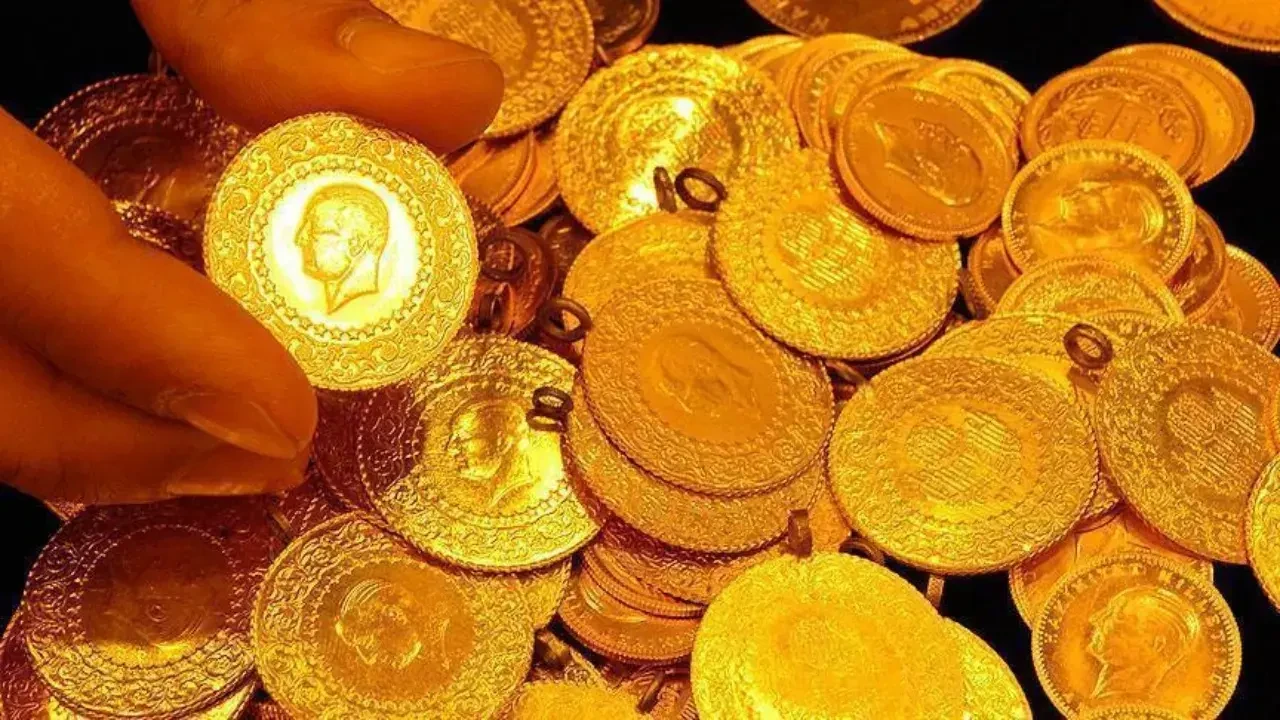 Altın fiyatlarında ibre aşağı döndü! Gram altın çakıldı! İşte 15 Mayıs 2025 altın fiyatları