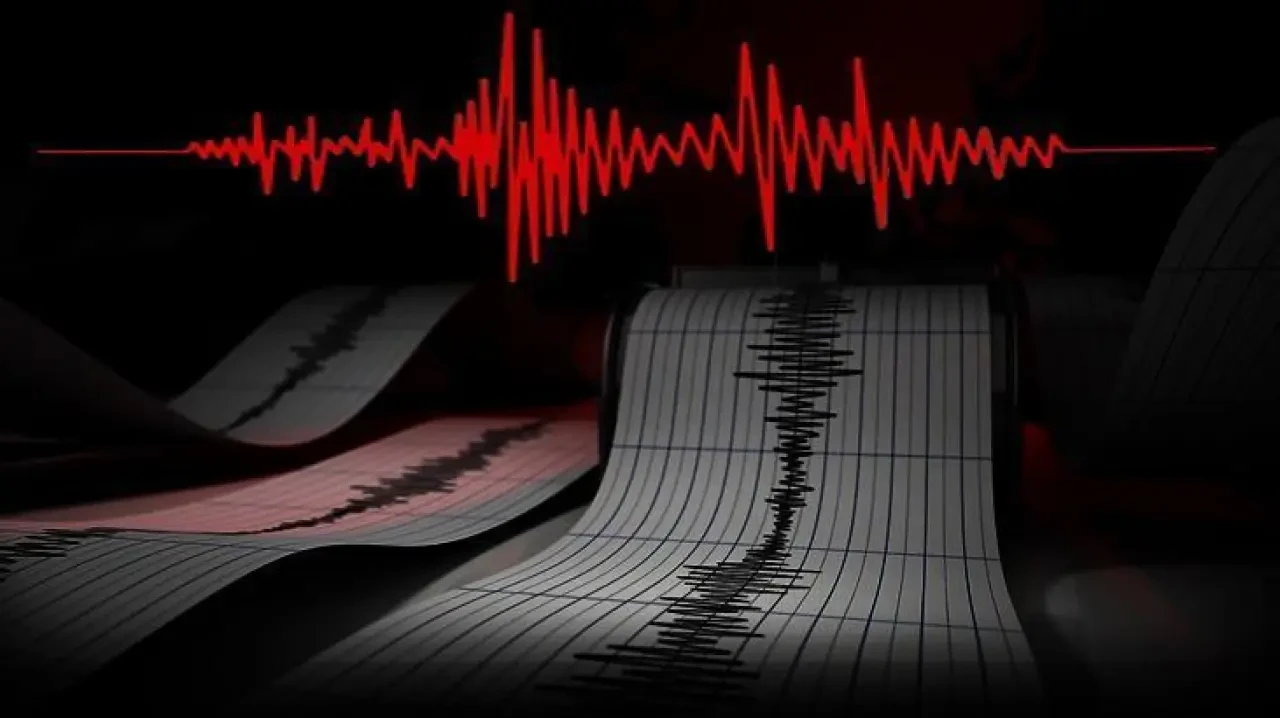 SON DAKİKA! Ege Denizi'nde 6.0 büyüklüğünde korkutan deprem