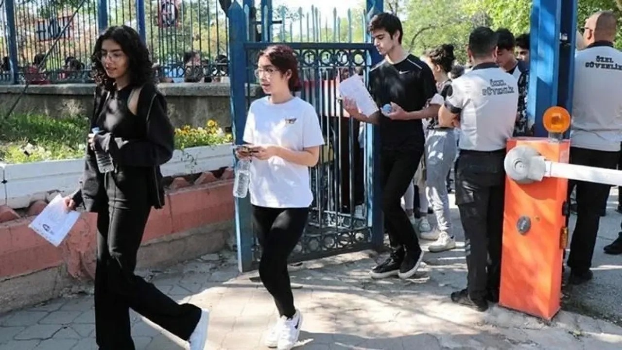 YKS ne zaman, saat kaçta başlayacak, bitecek? TYT-AYT-YDT sınavı kaç dakika sürüyor? Sınav salonu son giriş saati kaç?