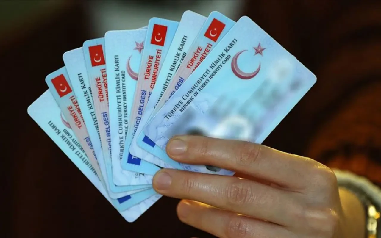 2025 Ehliyet Yenileme Tarihleri: Gerekli Belgeler ve Süreç!
