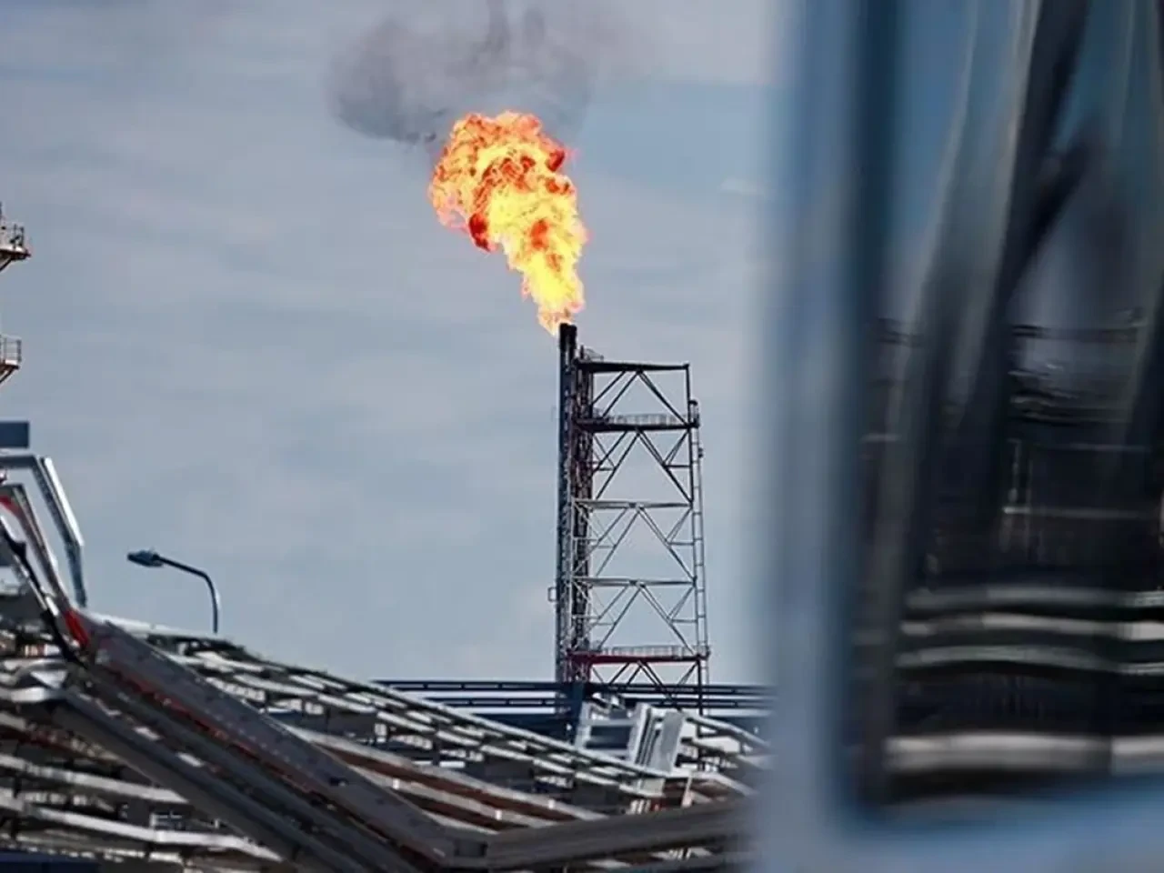 Ortadoğu krizi Avrupa'yı vurdu: Gaz fiyatları yüzde 15 arttı