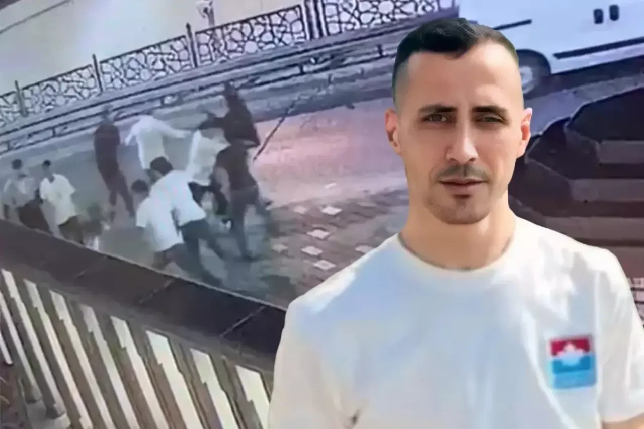 İstanbul'un göbeğinde vahşet! Taksim Meydanı'nda 6 kişi 1 kişiyi döverek öldürdü