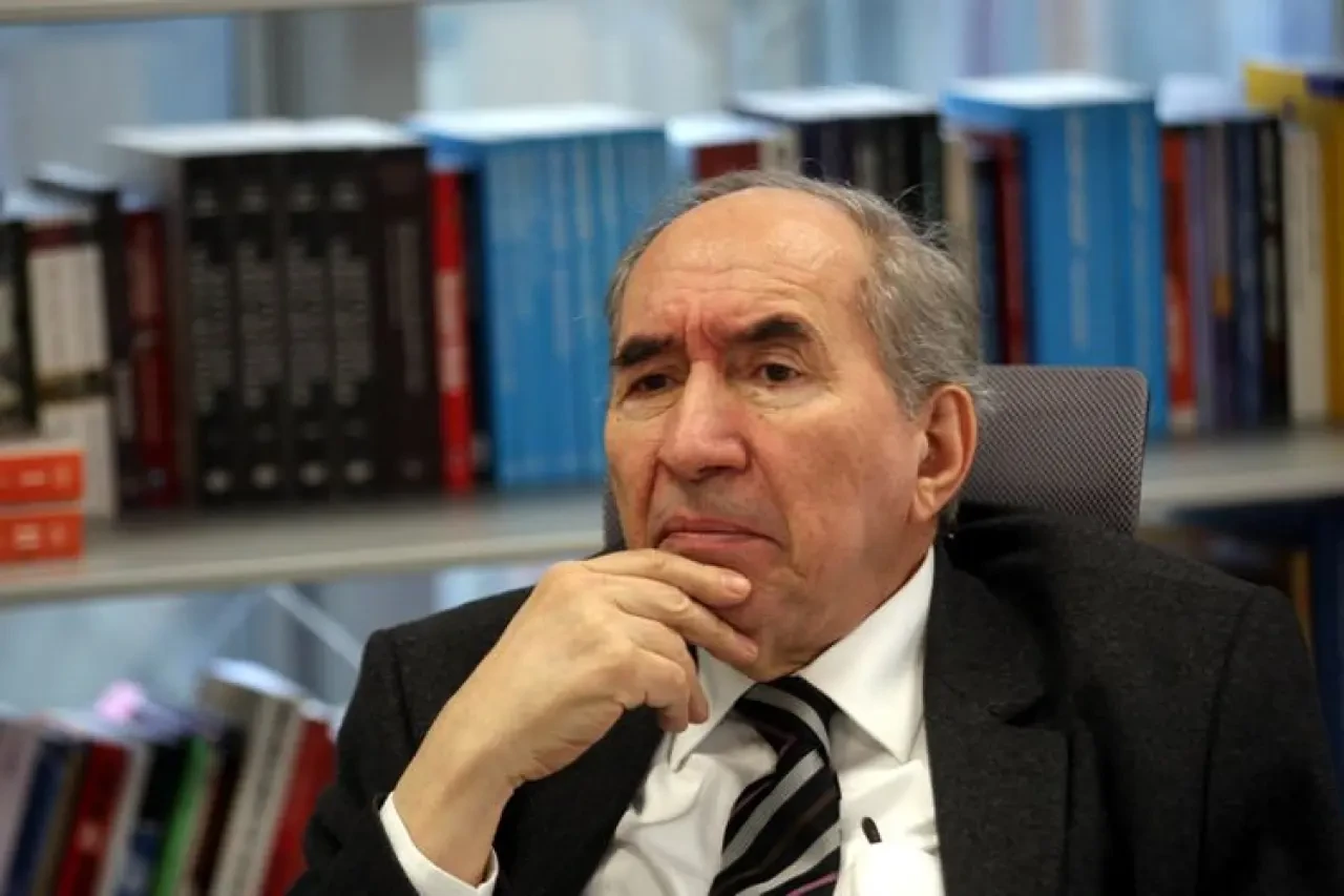 Son dakika haberi: Altan Öymen hayatını kaybetti