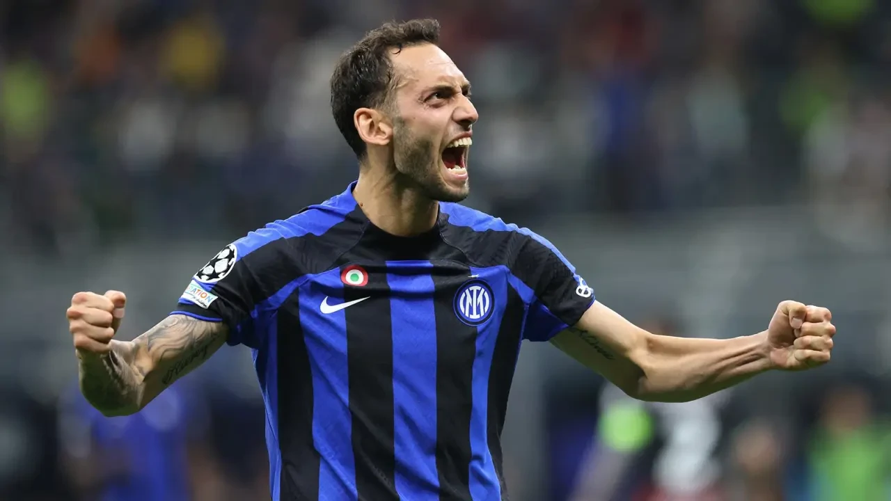 Hakan Çalhanoğlu için sürpriz hamle: Inzaghi devrede!
