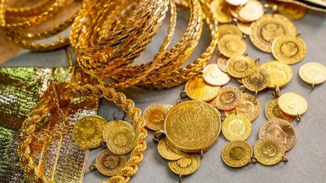 Altın, ABD'nin önemli istihdam verileri beklenirken değer kaybetti