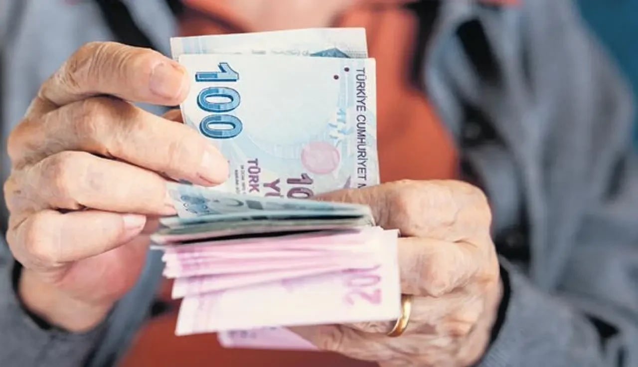 En düşük emekli aylığı artırılacak
