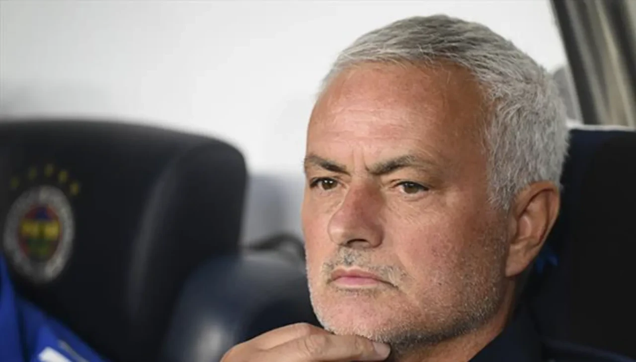 Feyenoord galibiyeti sonrasını Fenerbahçe teknik direktörü Jose Mourinho'dan açıklama
