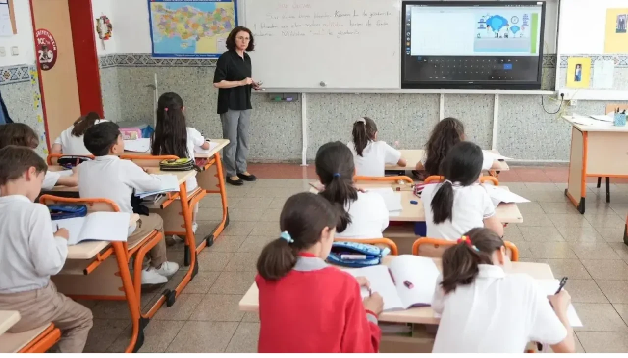 Balıkesir'de deprem nedeniyle yaz okulları bir gün süreyle tatil edildi