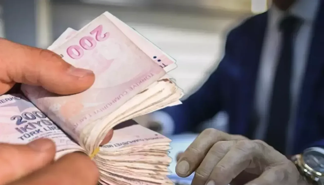 Memurun zam oranı kesinleşti, tablo ortaya çıktı! İşte kalem kalem yeni memur maaşları