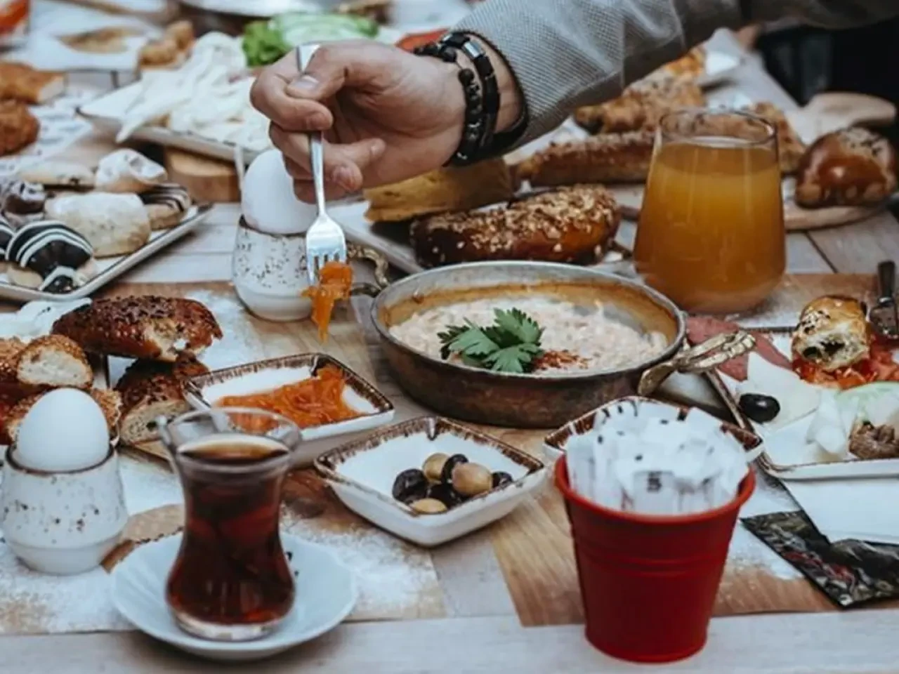 Serpme kahvaltı kaldırılıyor mu? Yeni çalışma yapılıyor
