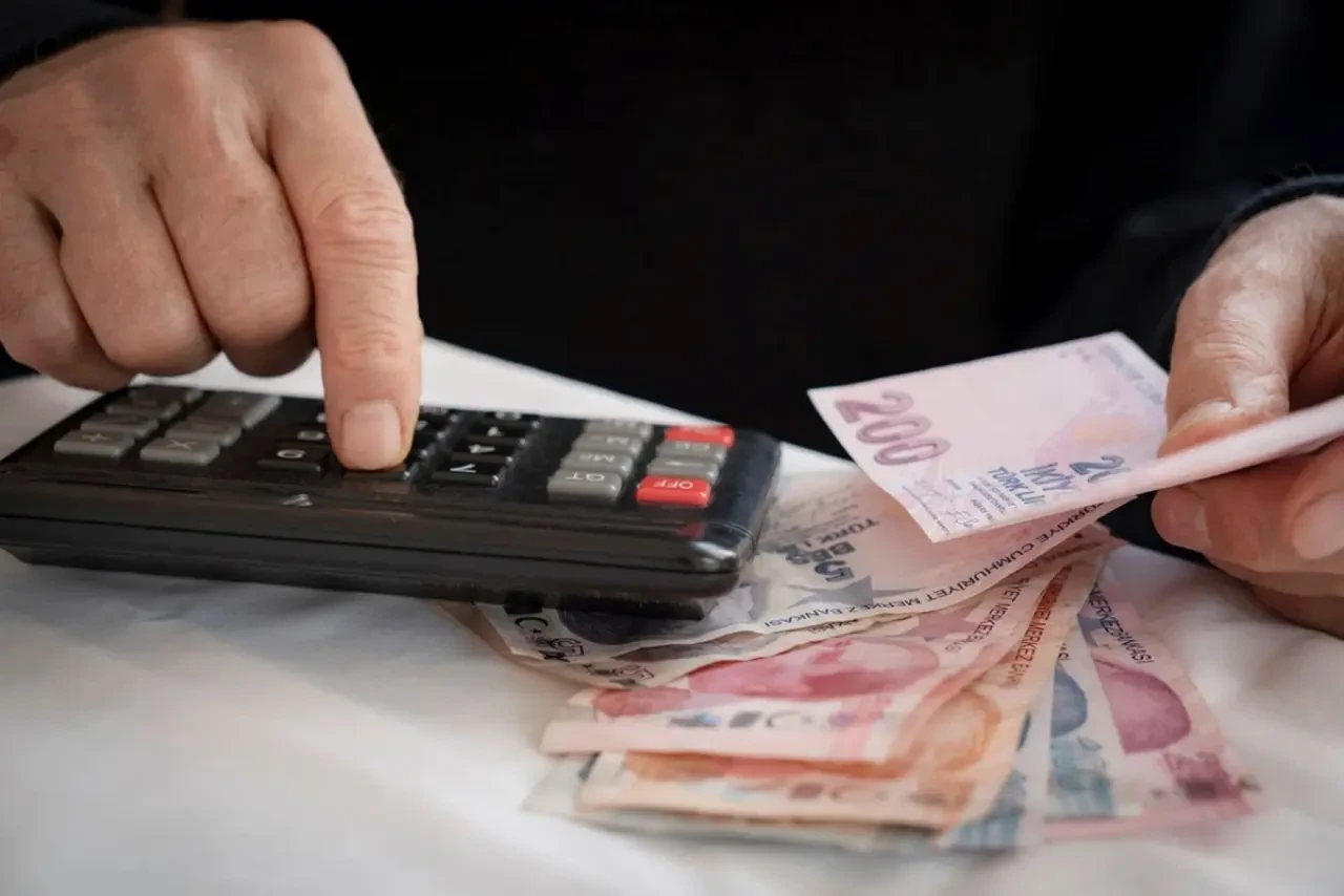 Seyyanen zam maaşlara yansıyacak mı?