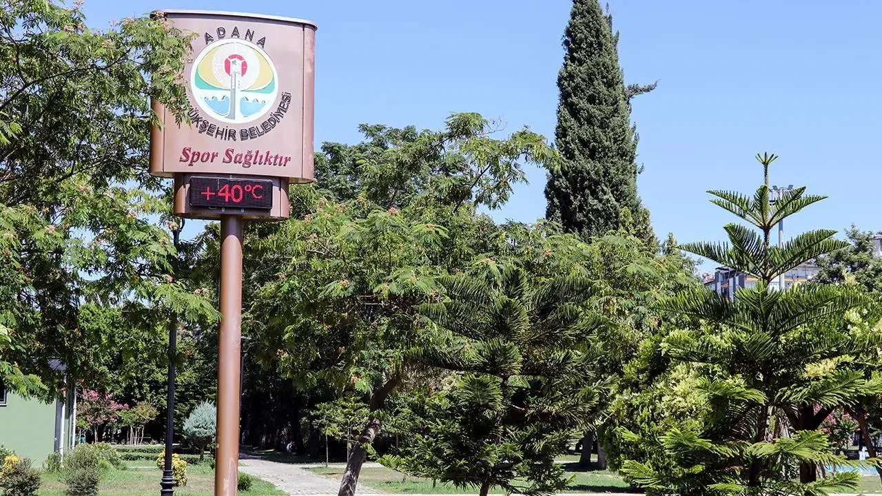 Kavurucu sıcaklar sürüyor! Termometreler 22 kentte 40 dereceyi aştı