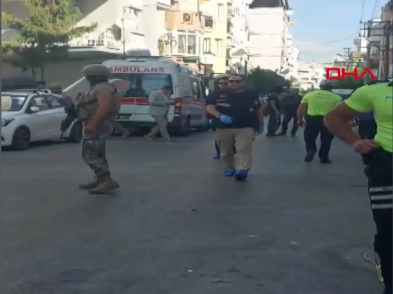 SON DAKİKA HABERİ | İzmir'de karakola silahlı saldırı: İki şehit, bir yaralı