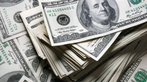 Dolar bugün ne kadar oldu? Euro ve sterlin düşüşle başladı! İşte 28 Nisan döviz kurları