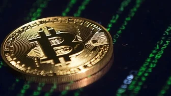 Bitcoin 111 bin doları da aştı