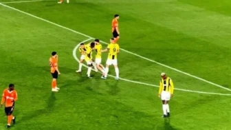 Dusan Tadic ve Anderson Talisca arasında gerginlik!