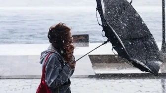 Meteoroloji'den 28 il için kritik hava durumu uyarısı: Şiddetli yağış ve fırtına bekleniyor! İşte 1 Mayıs 2025 tarihli hava tahmini detayları