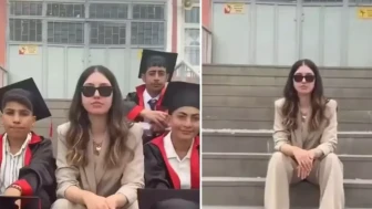 Akıma katılan öğretmenin seçtiği müzik tartışmaya neden oldu