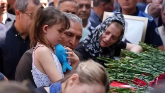 Ferdi Zeyrek'in ikiz kızlarının son isteği herkesi ağlattı
