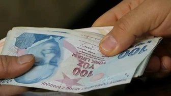 Yaşlı ve engelli aylıkları hesaplara geçti