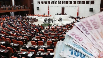 Emekliye çift maaş, Bağ-Kur’luya prim indirimi! Yeni torba yasa geliyor: Milyonların gözü Meclis’te
