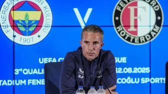 Kazanırlarsa sevinecek mi? Van Persie'den olay açıklama