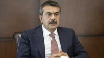 Zorunlu eğitim süresi kısalıyor mu? Bakan Yusuf Tekin'den önemli açıklamalar