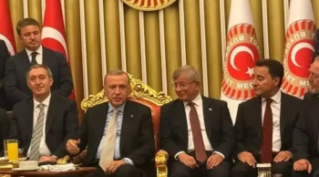 Sürpriz buluşma! Cumhurbaşkanı Erdoğan, Babacan ve Davutoğlu ile bir araya geldi