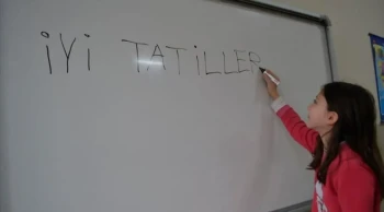 Okullarda ara tatil kalkıyor mu