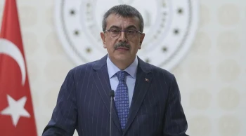 Yusuf Tekin'den Çarpıcı Açıklamalar: Branş Değişikliği Gündemde!