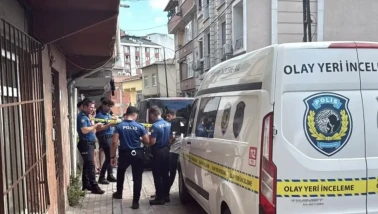 İstanbul'da korkunç cinayet! Ev arkadaşını boğazını keserek öldürdü