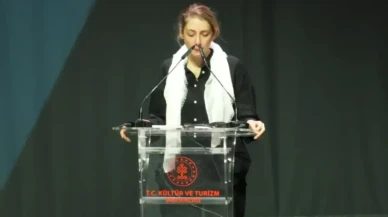 Törende duygu dolu anlar! Önder'in kızı babasına yazdığı mektubu gözyaşları içinde okudu