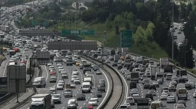 Araç sahipleri dikkat! 2 gün kaldı, taktırmayanlara 140 bin lira ceza
