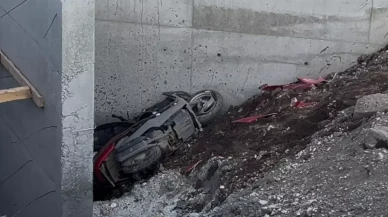 Duvara çarpan 22 yaşındaki motosiklet sürücüsü hayatını kaybetti