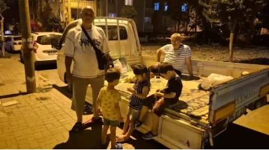 Balıkesir'de 6.1 büyüklüğünde deprem İstanbul'da da hissedildi! Deprem korkusuyla vatandaşlar sokağa çıktı