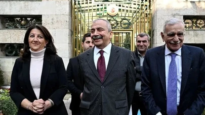 İmralı'da dördüncü görüşme! İşte DEM heyetinin Öcalan ile ilk konuştukları konu