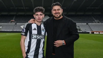 Türk futbol tarihine geçen transfer! Amatör lisansla Premier Lig'e gitti