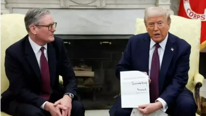 ABD Başkanı Donald Trump, "Dünyayı sarsacak" dediği açıklamasını yaptı