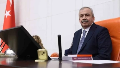 62 yaşında hayatını kaybetti! Sırrı Süreyya Önder'in sinema kariyeri