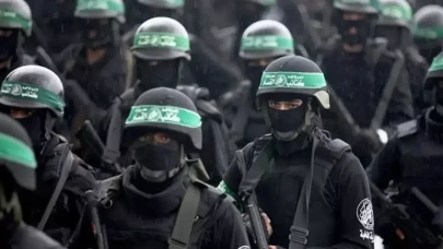 İran'ın ardından onlar da İsrail'e saldırdı! Roketler ateşlendi