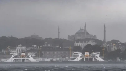 İstanbul'da denize girmek yasaklandı! Sağanak ve fırtına etkili olacak, 21 il için uyarı geldi