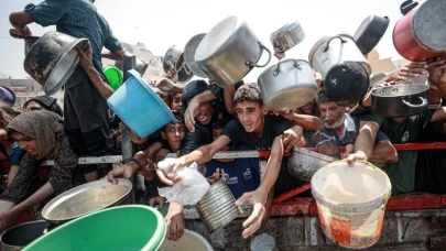 İsrail soykırıma devam ediyor, Gazze'de kıtlığın şiddeti giderek artıyor